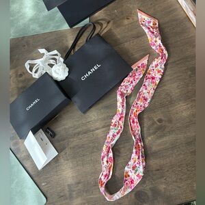 ❌SOLD❌ Chanel Slim Bandeau/Twilly